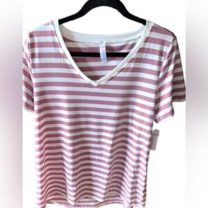 Lularoe large‎  V Neck Mauve and white stripe t shirt . NWT